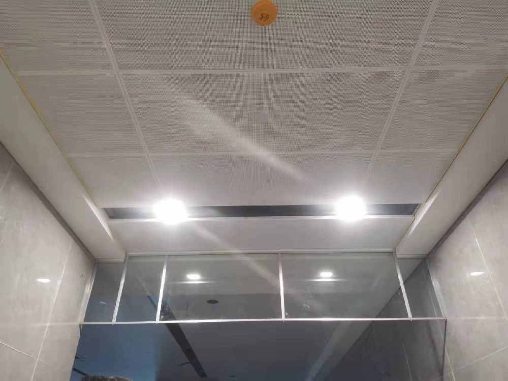 ����늄ӓ������ڏS��