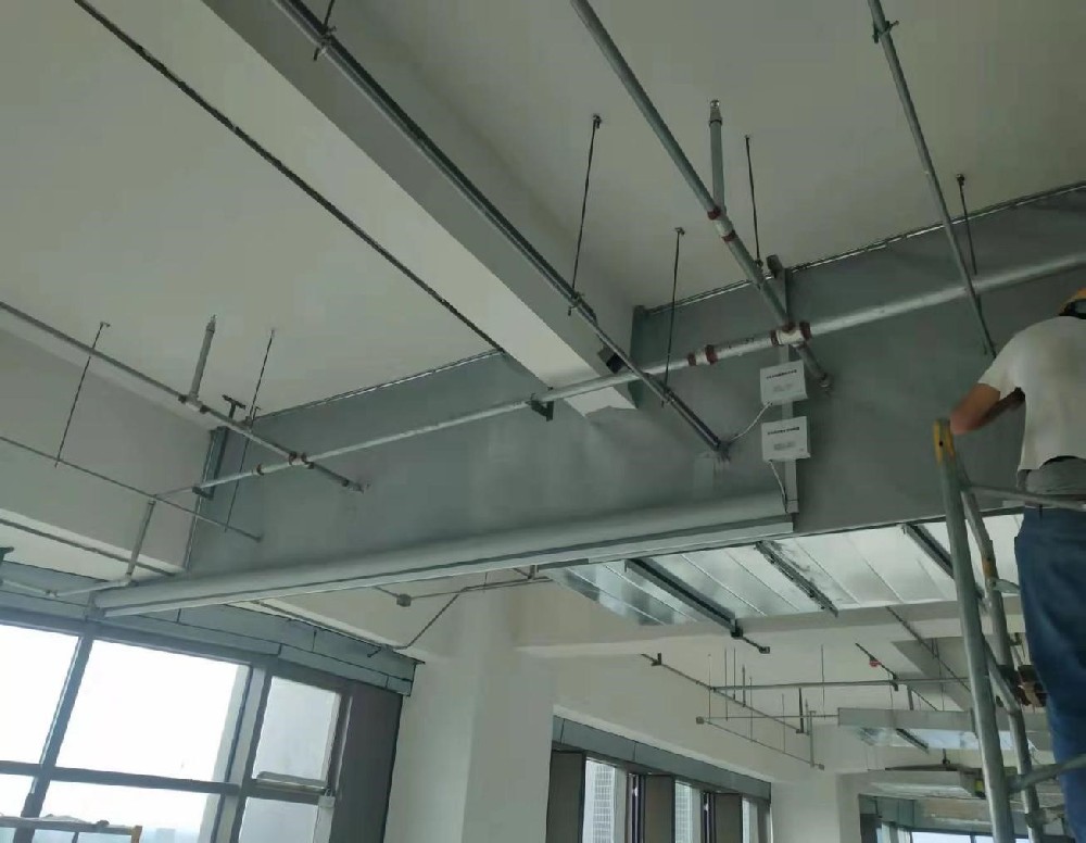 �Ͳ����(d��ng)ʽ���ԓ�������